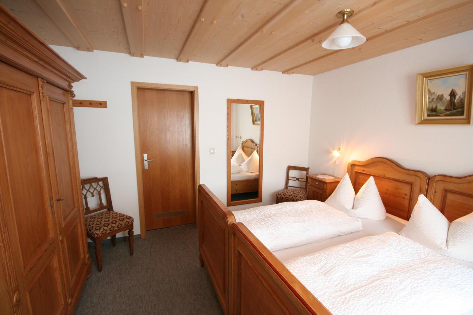 Ferienwohnungen Hennenmuehle Bad Hindelang Room photo